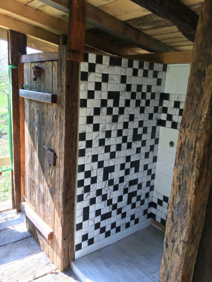 Treehouse Resnice -Mreznica Barilovic Buitenkant foto