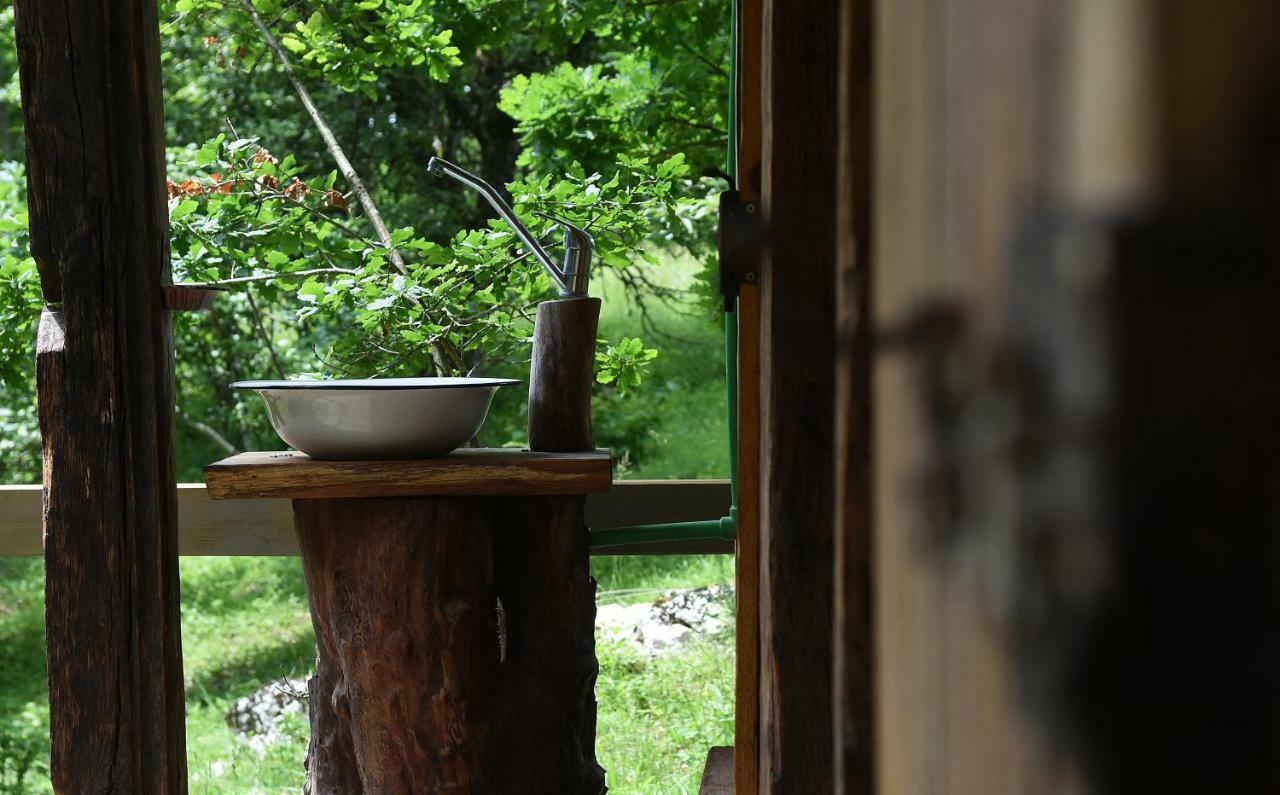Treehouse Resnice -Mreznica Barilovic Buitenkant foto