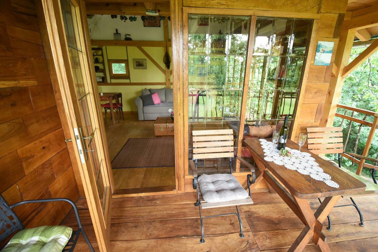 Treehouse Resnice -Mreznica Barilovic Buitenkant foto