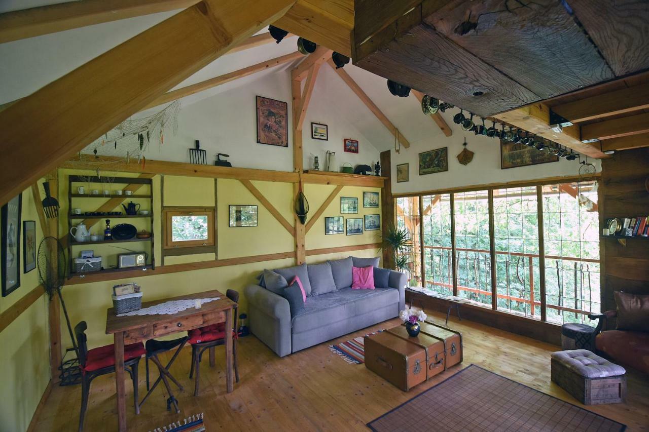 Treehouse Resnice -Mreznica Barilovic Buitenkant foto